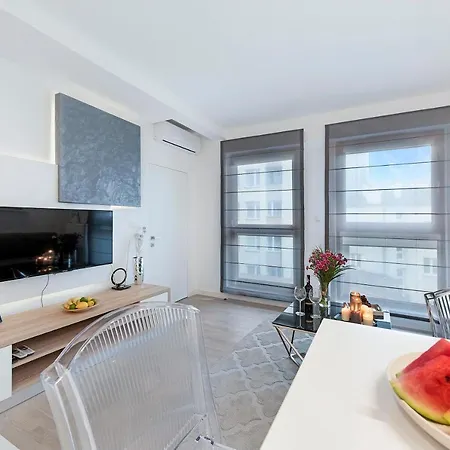 Plac Bankowy Serviced Apartments Warsaw
